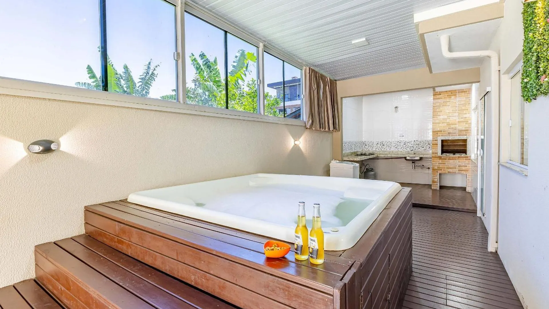 Ampla E Agradavel Casa Com Jacuzzi Na Praia De Bombas Bombinhas Holiday home