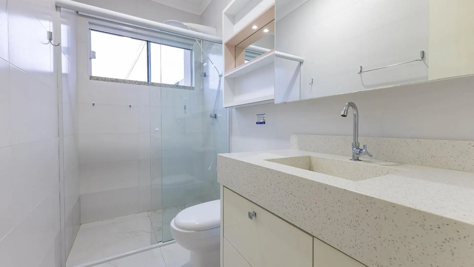 Ampla E Agradavel Casa Com Jacuzzi Na Praia De Bombas Bombinhas Brazil