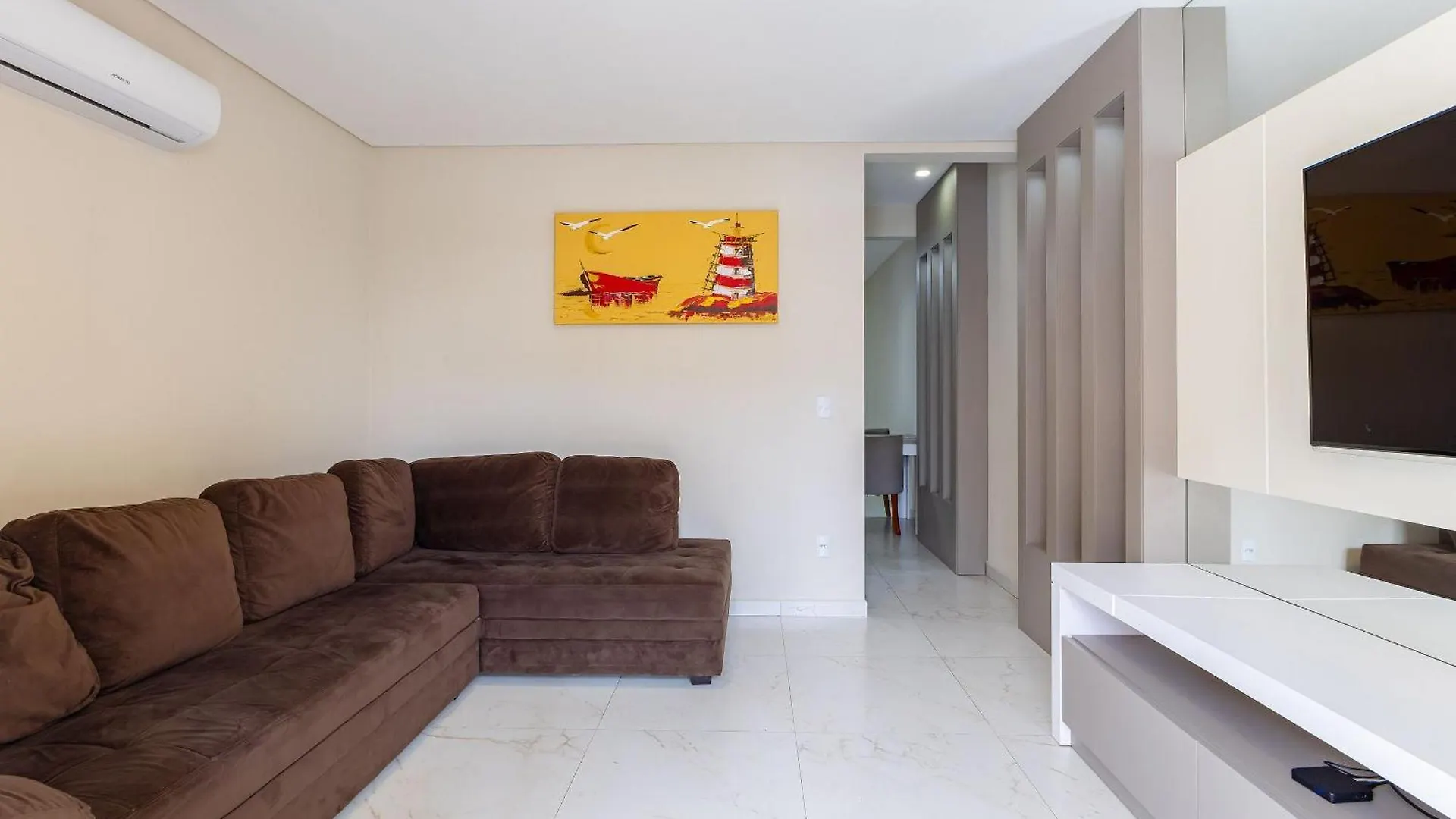 Holiday home Ampla E Agradavel Casa Com Jacuzzi Na Praia De Bombas Bombinhas